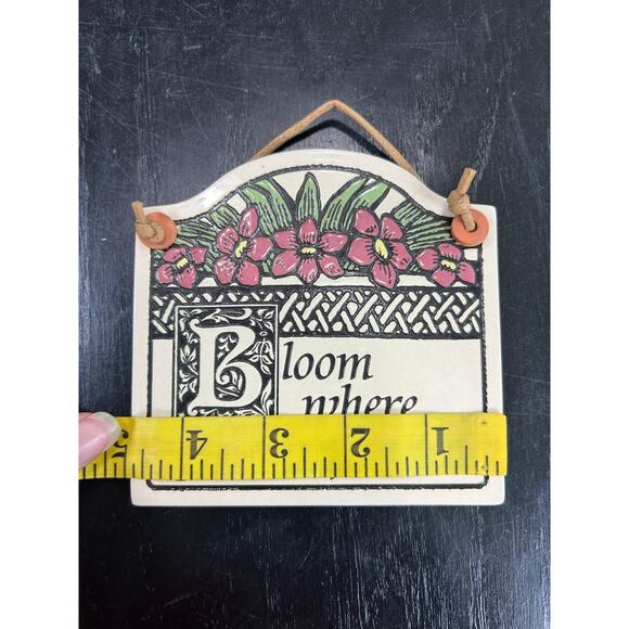 Vintage-Pottery Ornament- Wall Hanger- pink flowers-bloom where you grow - Picture 3 of 4